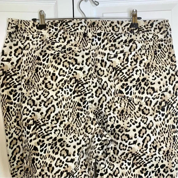 Chico’s So Slimming Girlfriend Slim Leg Ankle Jeans, Cheetah Print, Sz 3 (16) - Picture 10 of 13